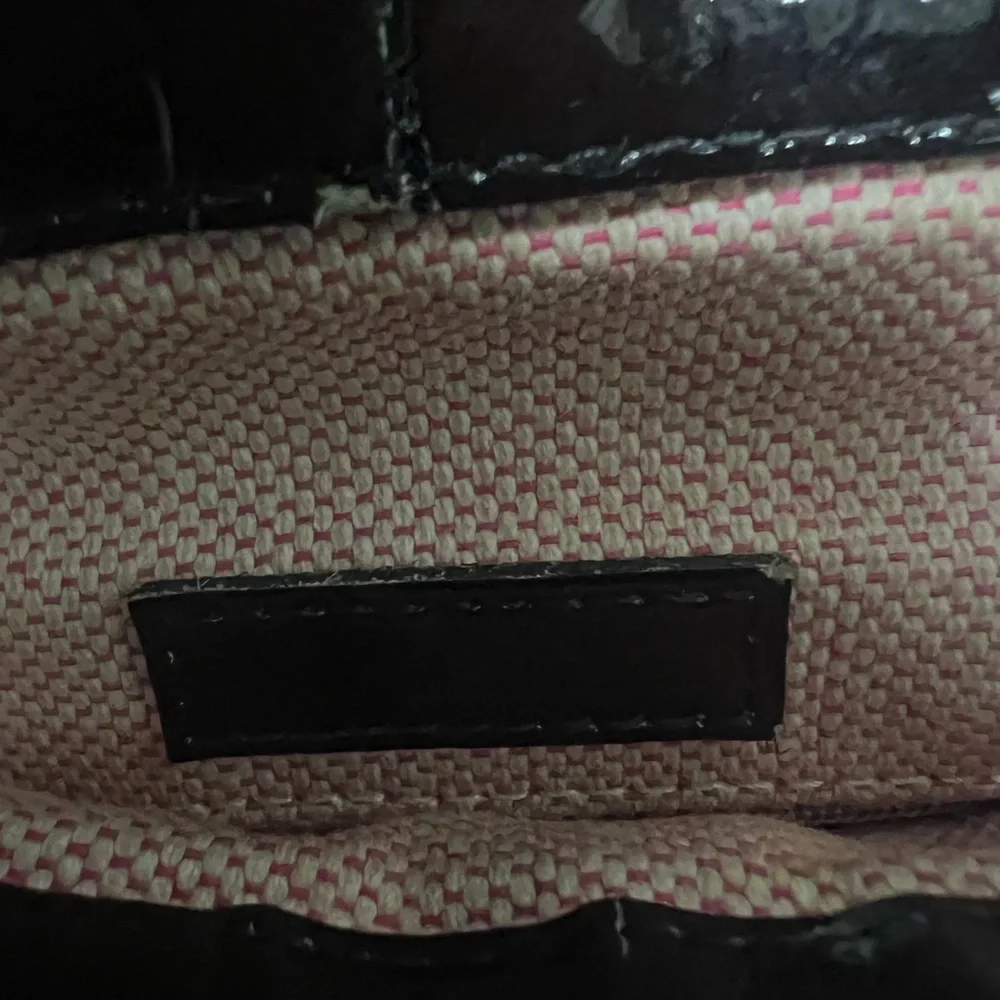 Dooney & Burke Black Patent Leather Handbag HP - Picture 13 of 14